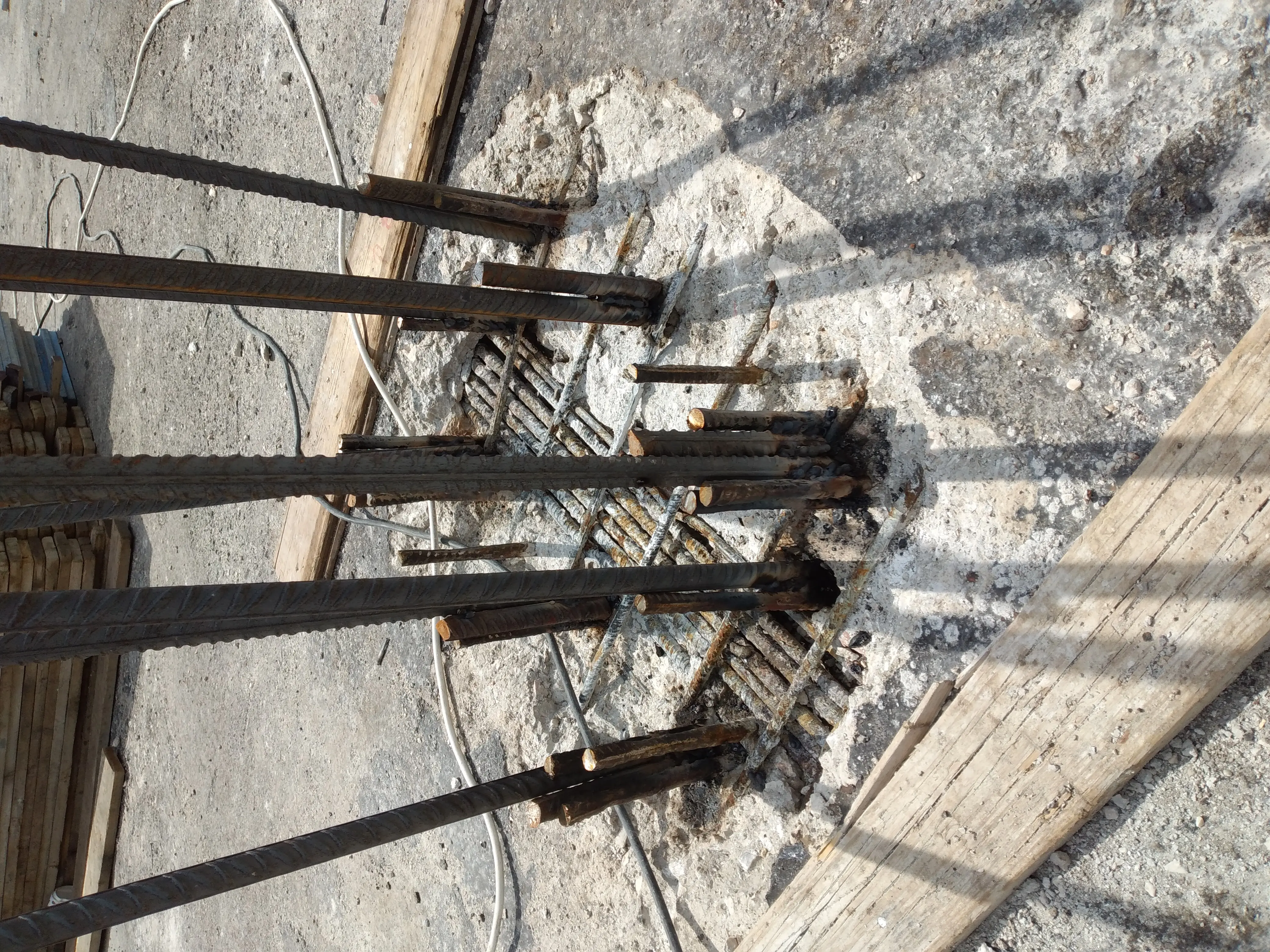 Αποκατάσταση Διαβρωμένων Υποστυλωμάτων